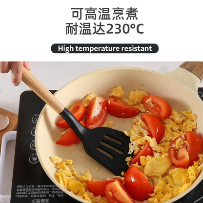 Wooden Handle Kitchenware 12 Piece Set FDA Silicone Non-stick Cooking Shovel Spoon Baking Suit With Storage Barrel
